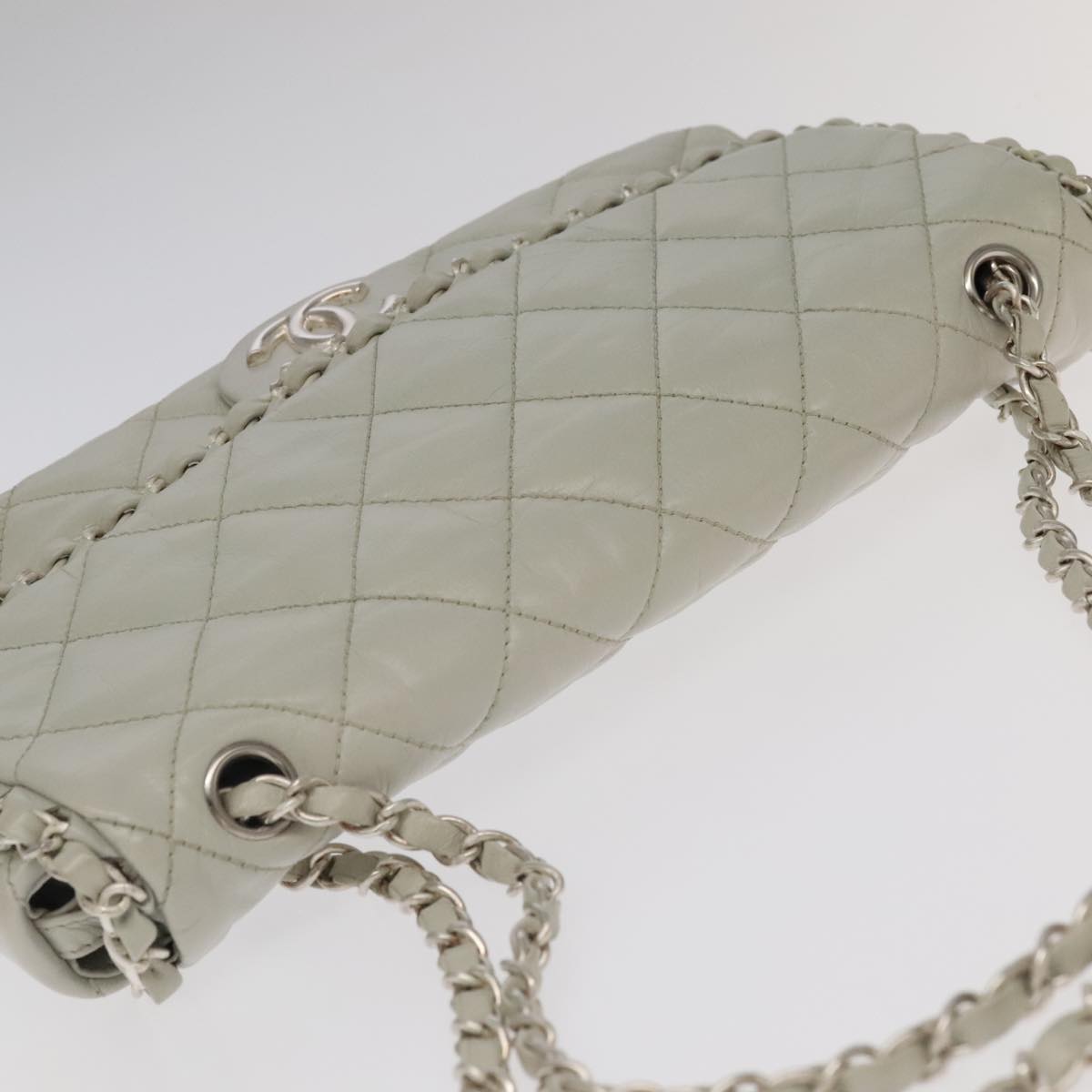 CHANEL Matelasse Chain Shoulder Bag Leather White Silver CC PP083