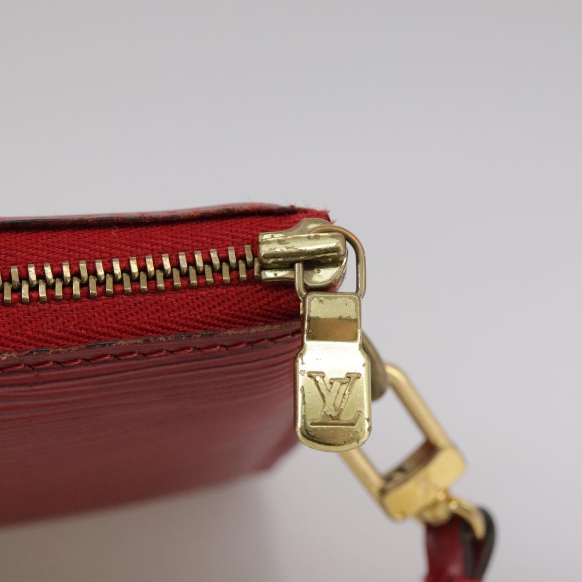 LOUIS VUITTON Epi Pochette Accessoires Accessory Pouch Red M52987 PP089