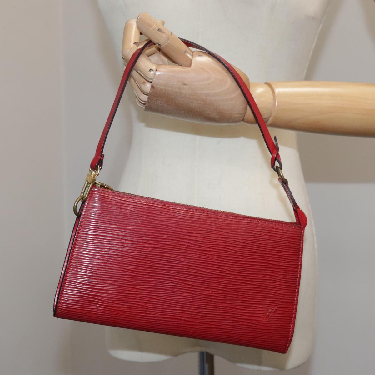 LOUIS VUITTON Epi Pochette Accessoires Accessory Pouch Red M52987 PP089