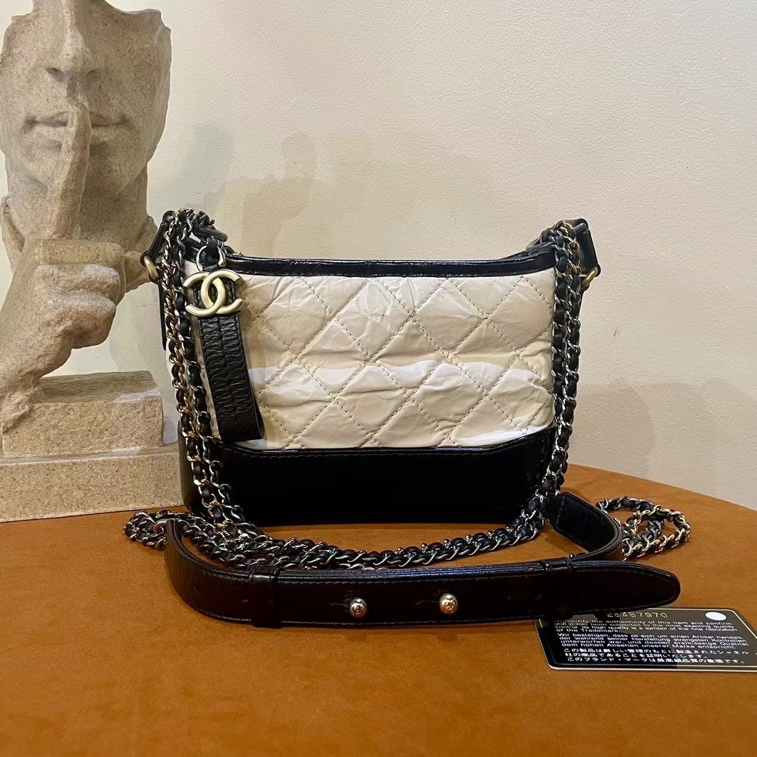 ??Preloved Chanel Gabrielle bag small
