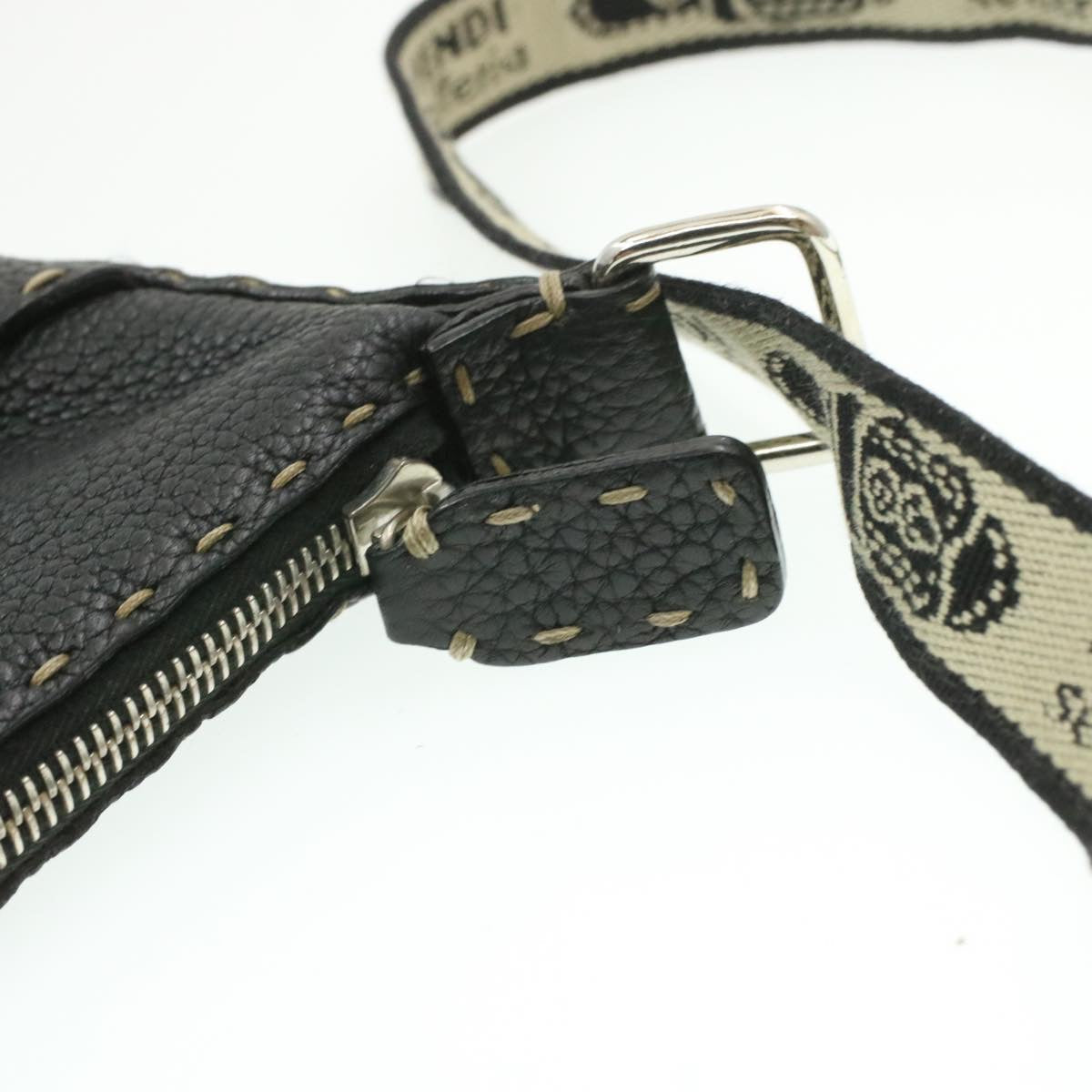 FENDI Shoulder Bag Leather Black rd1013