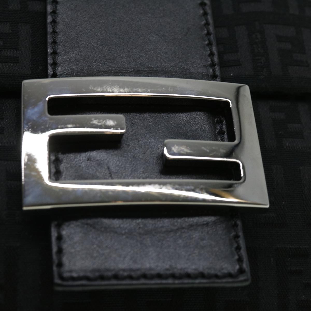 FENDI Zucchino Canvas Shoulder Bag Black rd2796