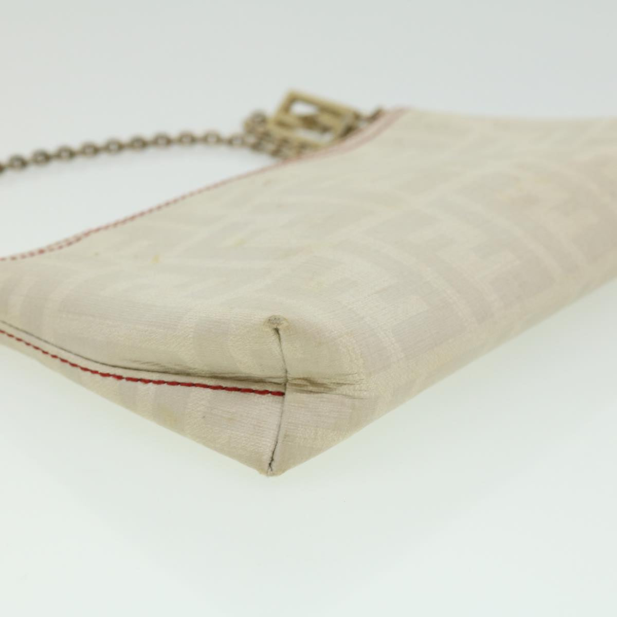 FENDI Zucca Canvas Chain Pouch White rd2884