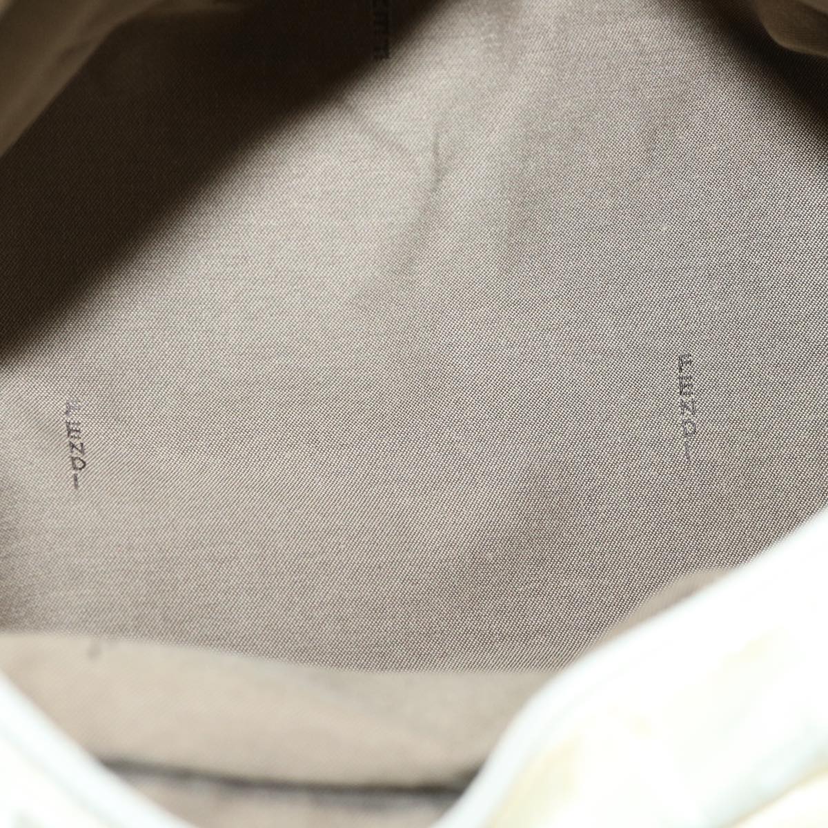 FENDI Zucca Canvas Hand Bag Nylon Leather White rd3994
