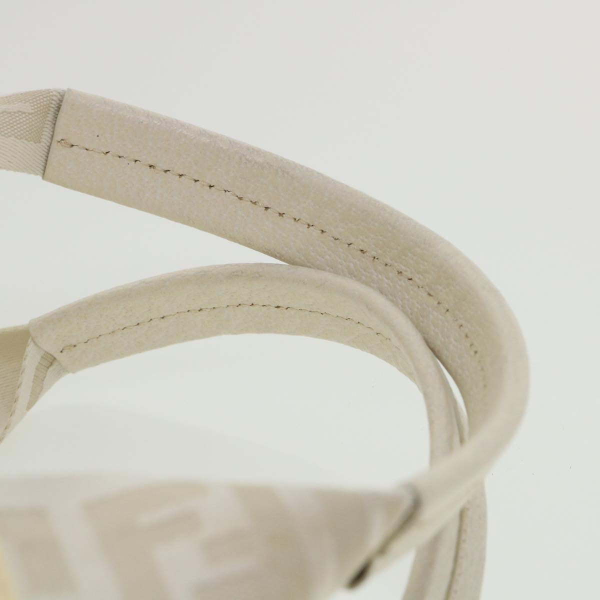 FENDI Zucca Canvas Hand Bag Nylon Leather White rd3994