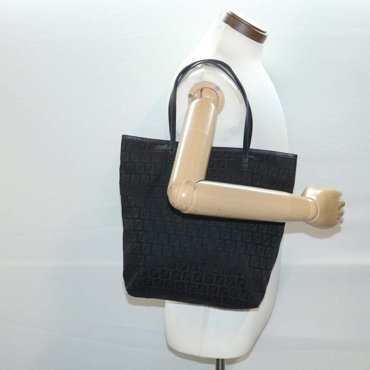 FENDI Zucchino Canvas Shoulder Bag Black rd4347