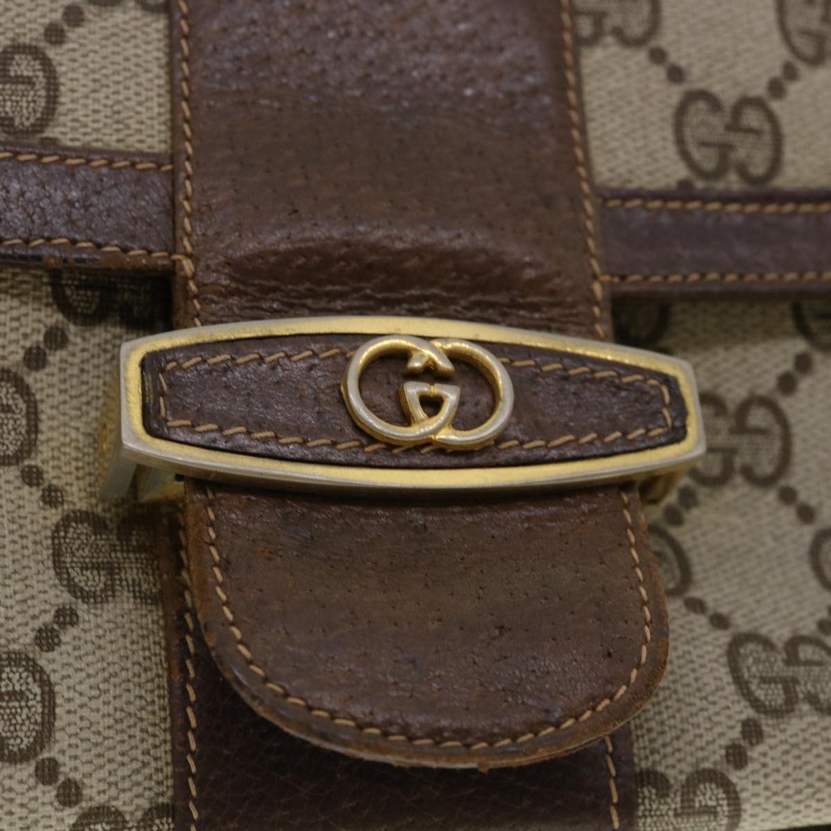 GUCCI GG Canvas Shoulder Bag PVC Leather Beige ro555