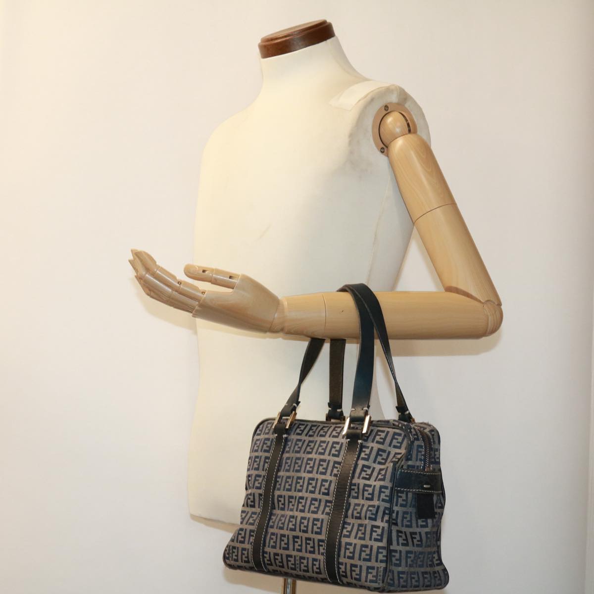 FENDI Zucchino Canvas Hand Bag Navy tb255