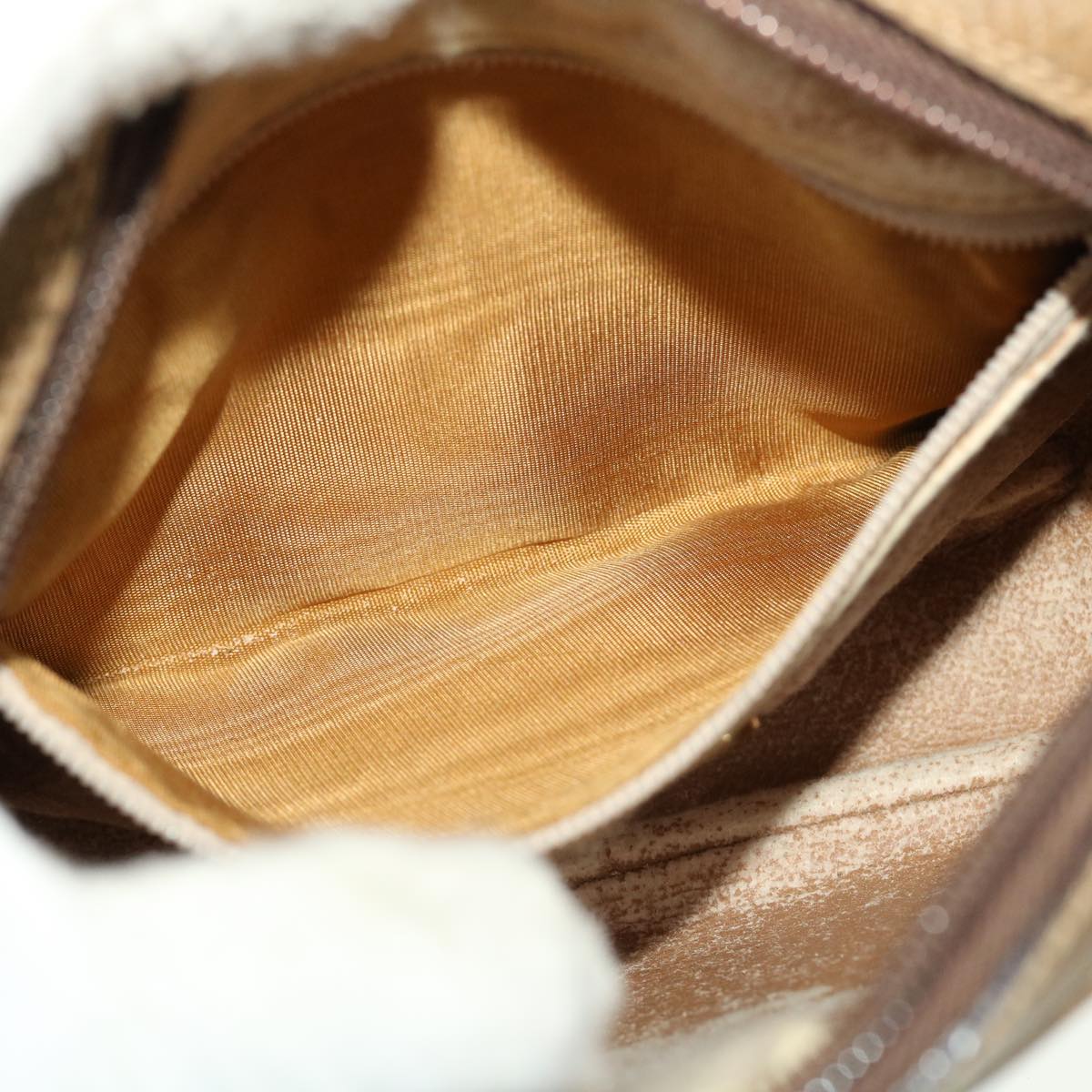 GUCCI GG Plus Canvas Shoulder Bag PVC Leather Beige th3682