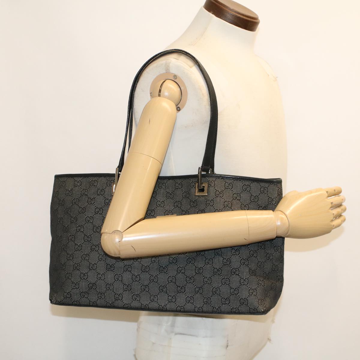GUCCI GG Canvas Tote Bag Black 36173 1705 th3729