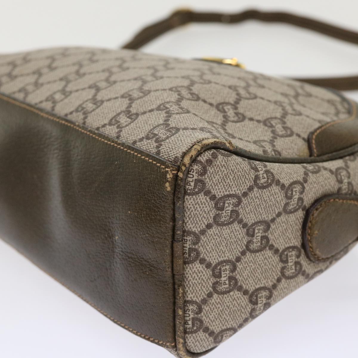 GUCCI GG Plus Canvas Shoulder Bag PVC Leather Beige th3769
