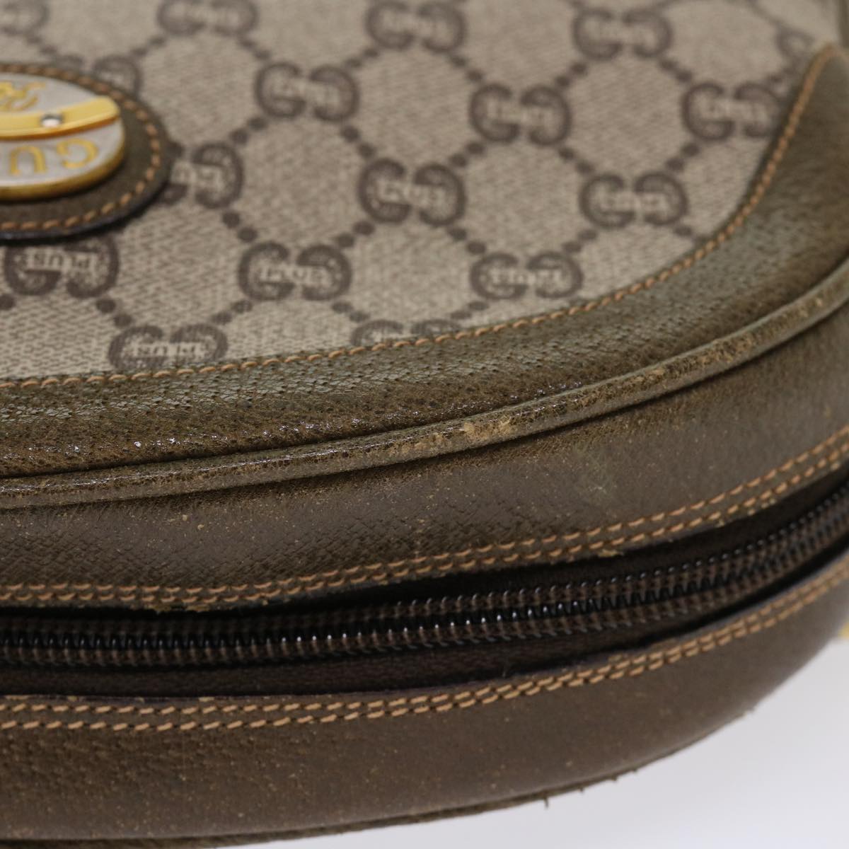 GUCCI GG Plus Canvas Shoulder Bag PVC Leather Beige th3769