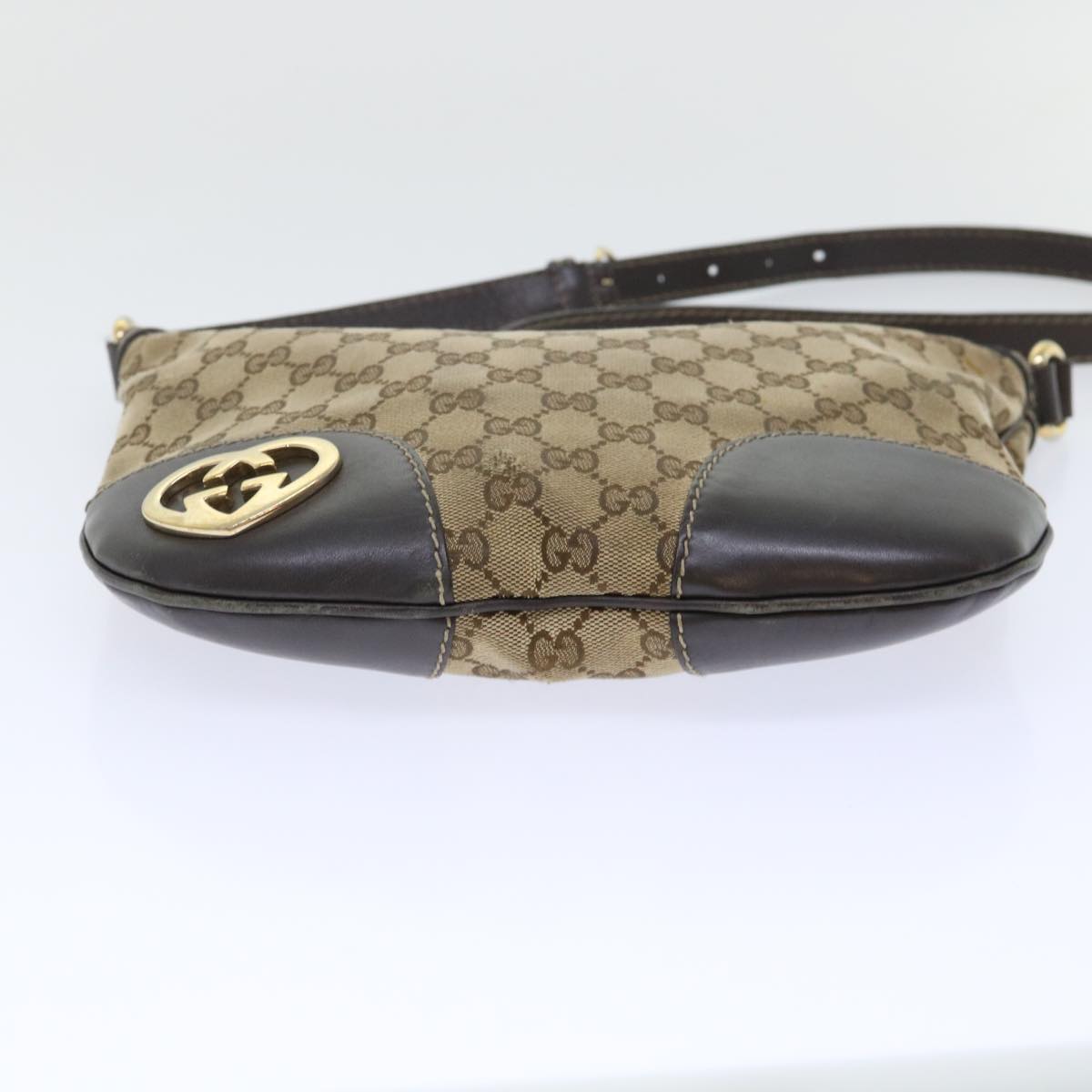 GUCCI GG Canvas Shoulder Bag Beige 257072 th3852