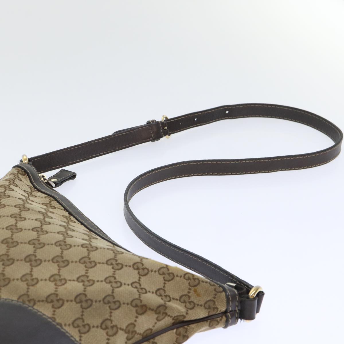GUCCI GG Canvas Shoulder Bag Beige 257072 th3852