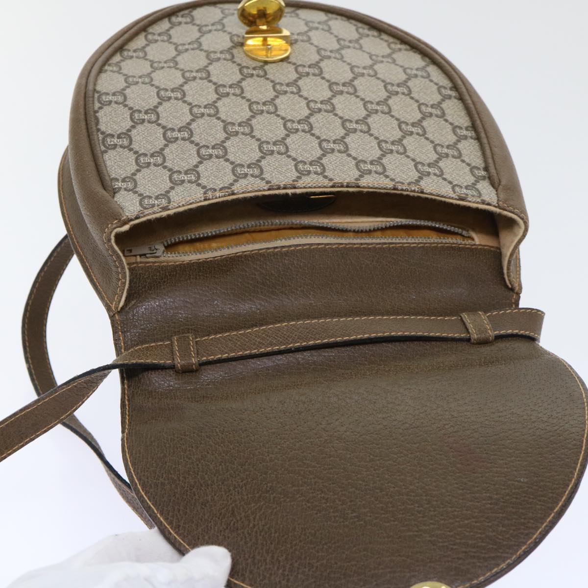 GUCCI GG Plus Canvas Shoulder Bag PVC Leather Beige th3956