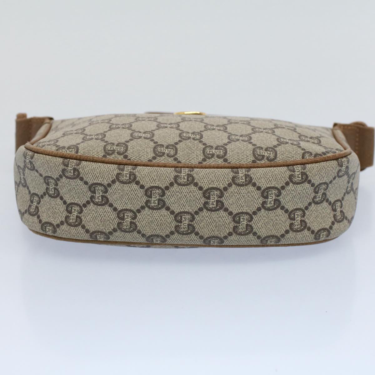 GUCCI GG Plus Canvas Shoulder Bag PVC Leather Beige th4028