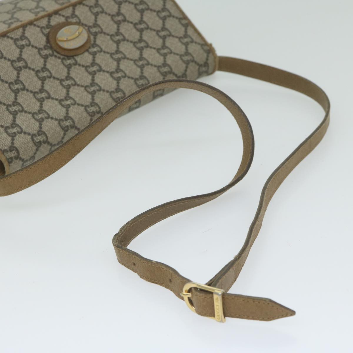 GUCCI GG Plus Supreme Shoulder Bag PVC Leather Beige th4389