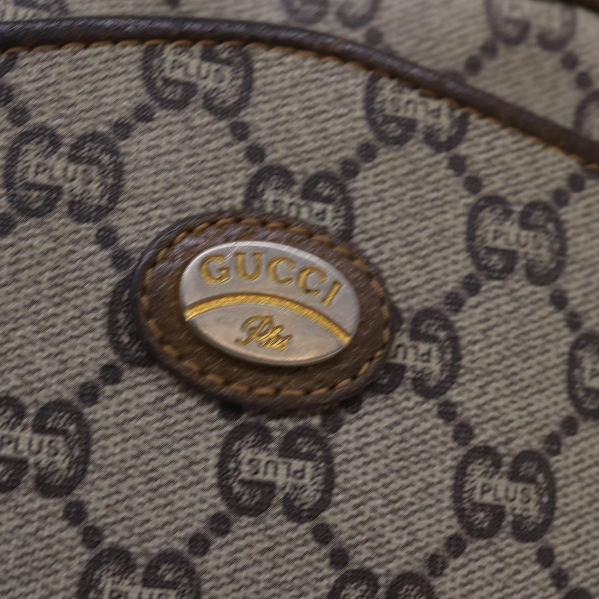 GUCCI GG Plus Supreme Shoulder Bag PVC Leather Beige th4957