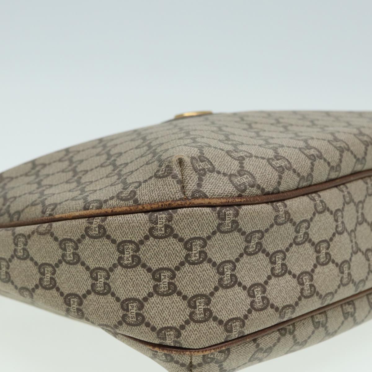 GUCCI GG PLUS Canvas Shoulder Bag PVC Leather Beige th5152