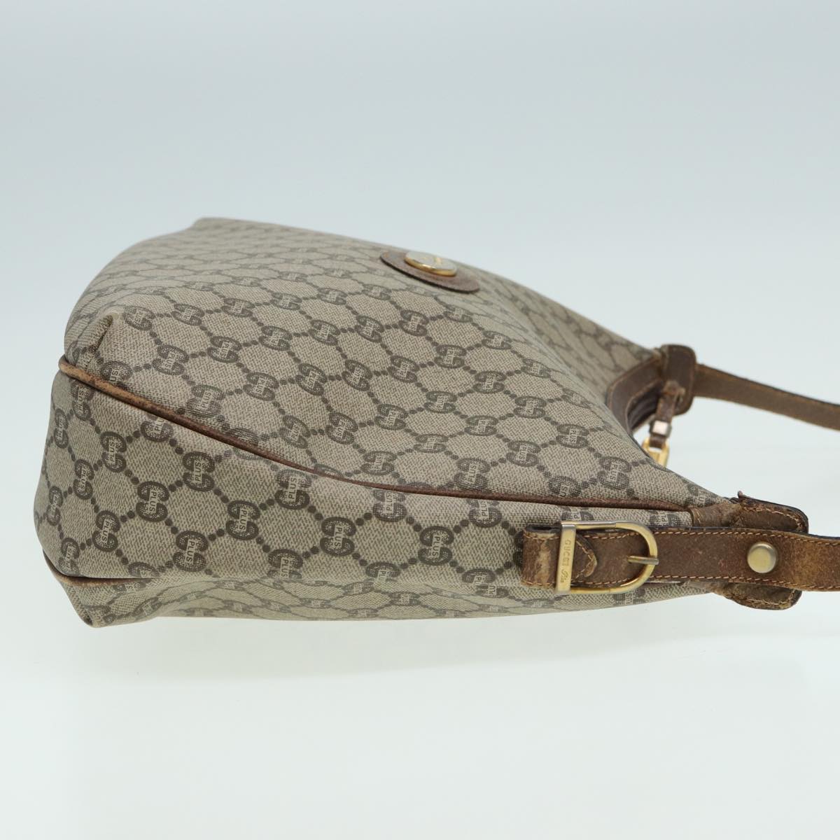 GUCCI GG PLUS Canvas Shoulder Bag PVC Leather Beige th5152