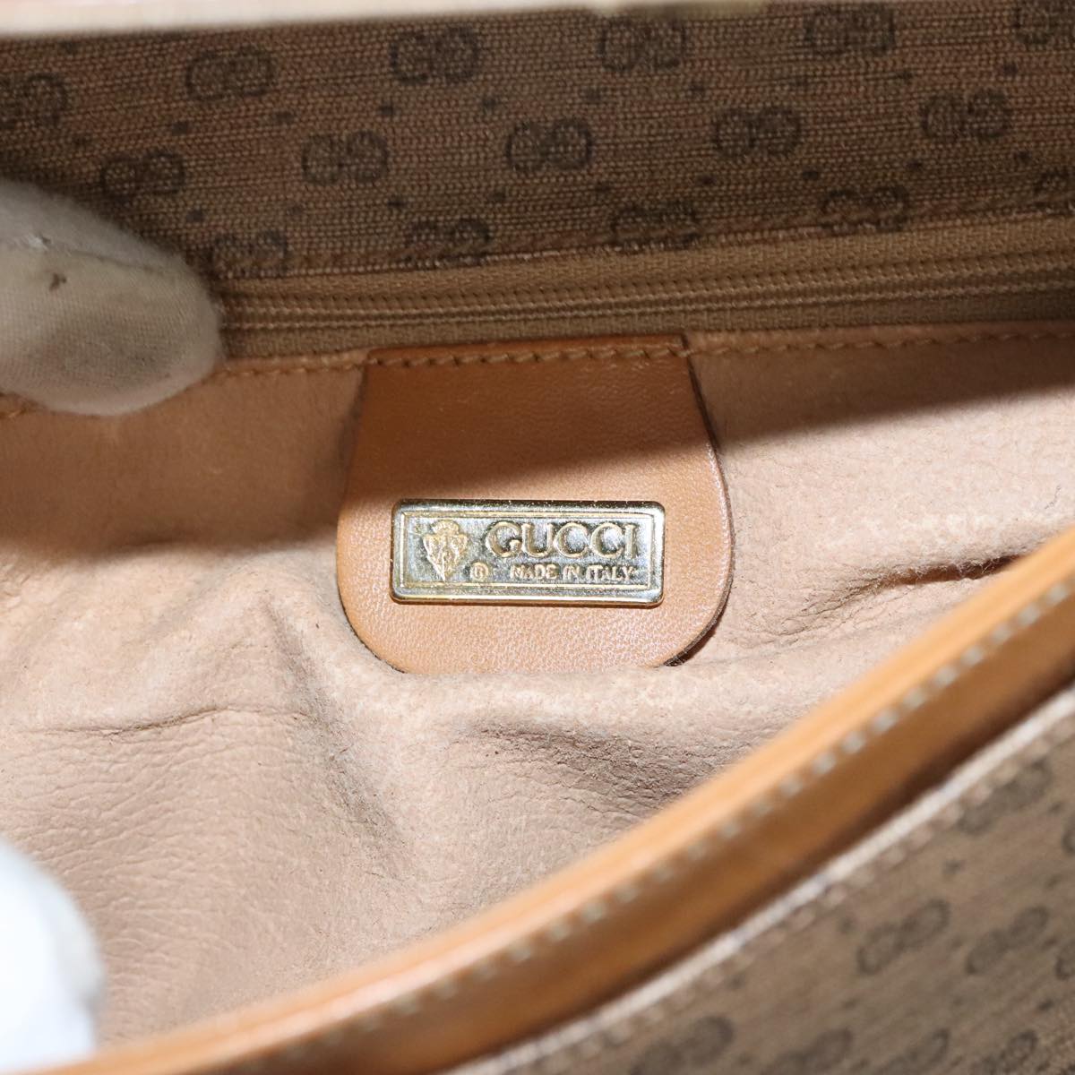 GUCCI Micro GG Supreme Shoulder Bag PVC Beige Gold th5417