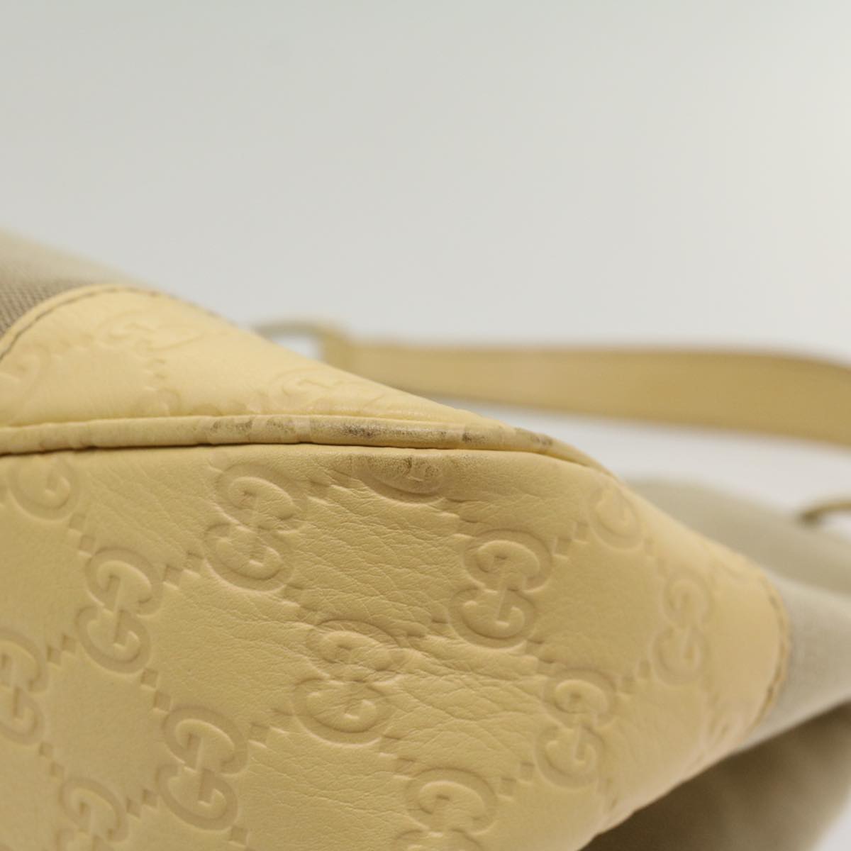 GUCCI GG Canvas Guccissima Shoulder Bag Outlet Black 257268 ti1188