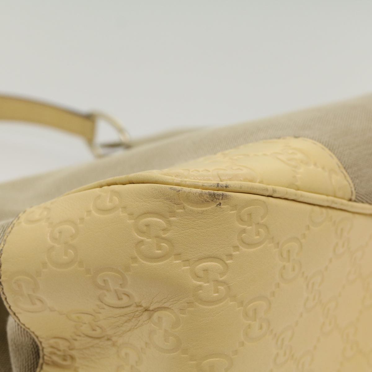 GUCCI GG Canvas Guccissima Shoulder Bag Outlet Black 257268 ti1188
