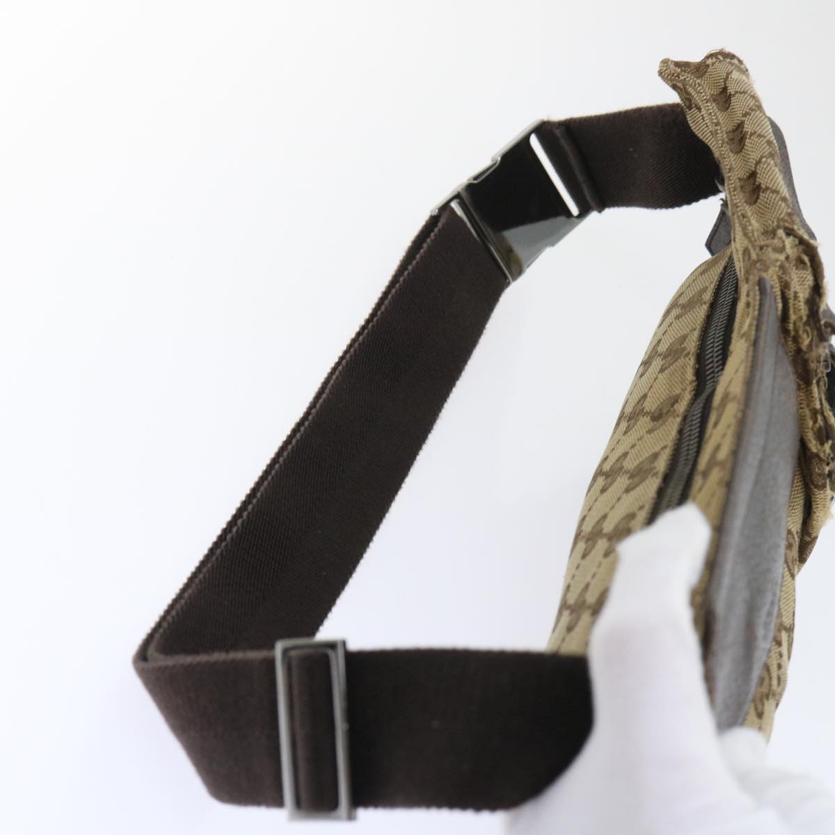GUCCI GG Canvas Waist bag Beige 28566 ti1246
