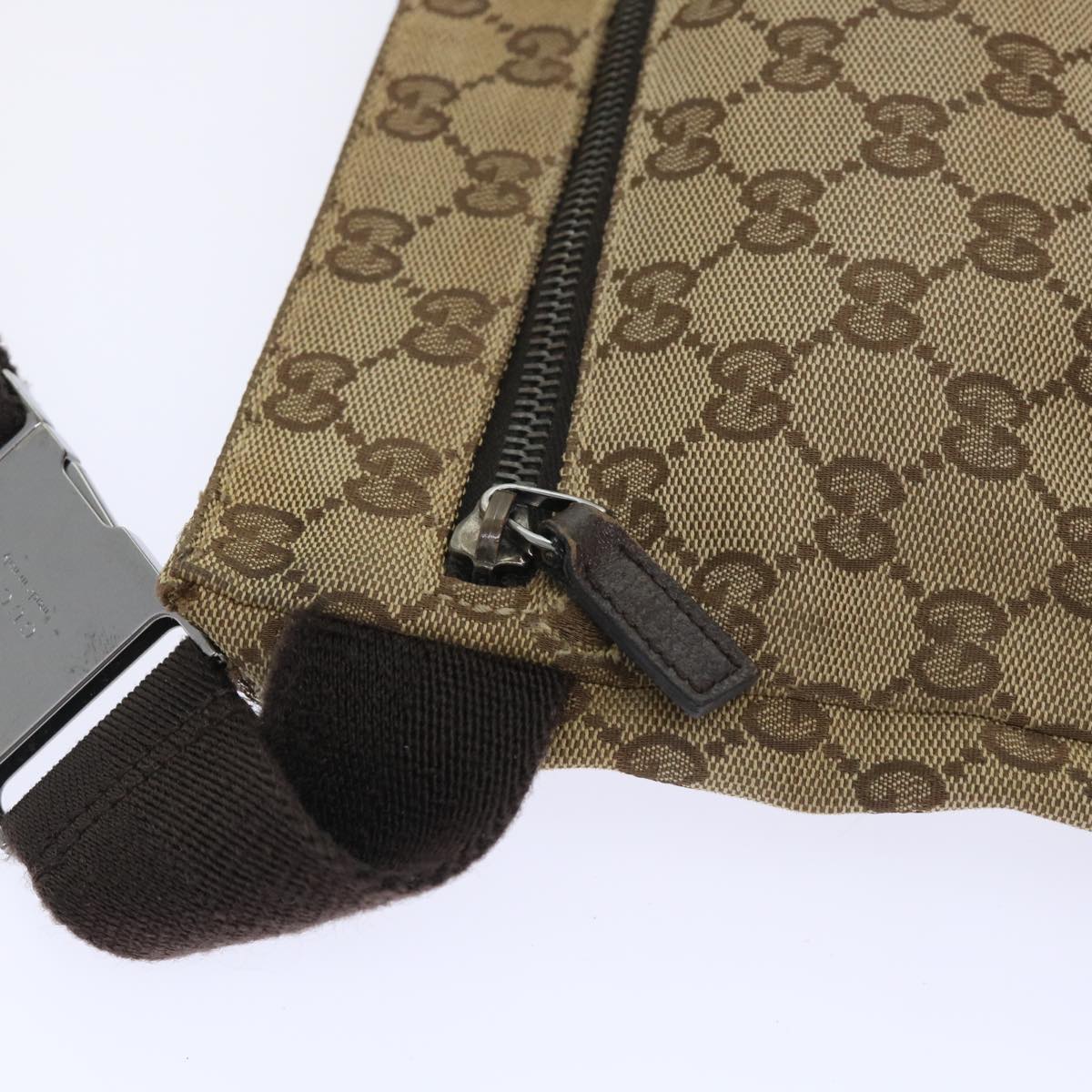 GUCCI GG Canvas Waist bag Beige 28566 ti1246