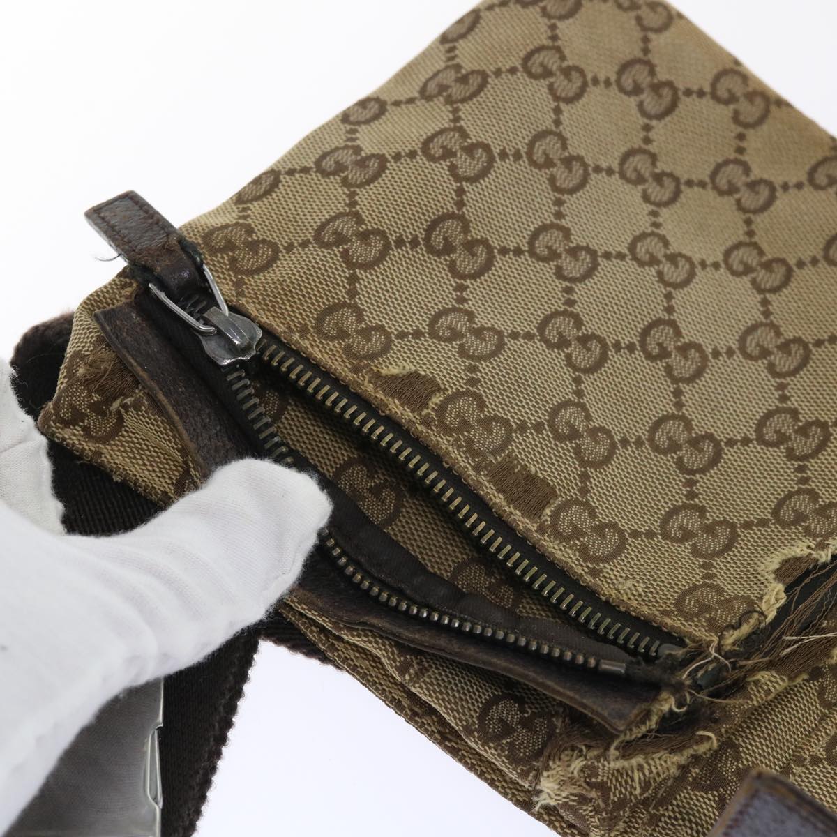 GUCCI GG Canvas Waist bag Beige 28566 ti1246