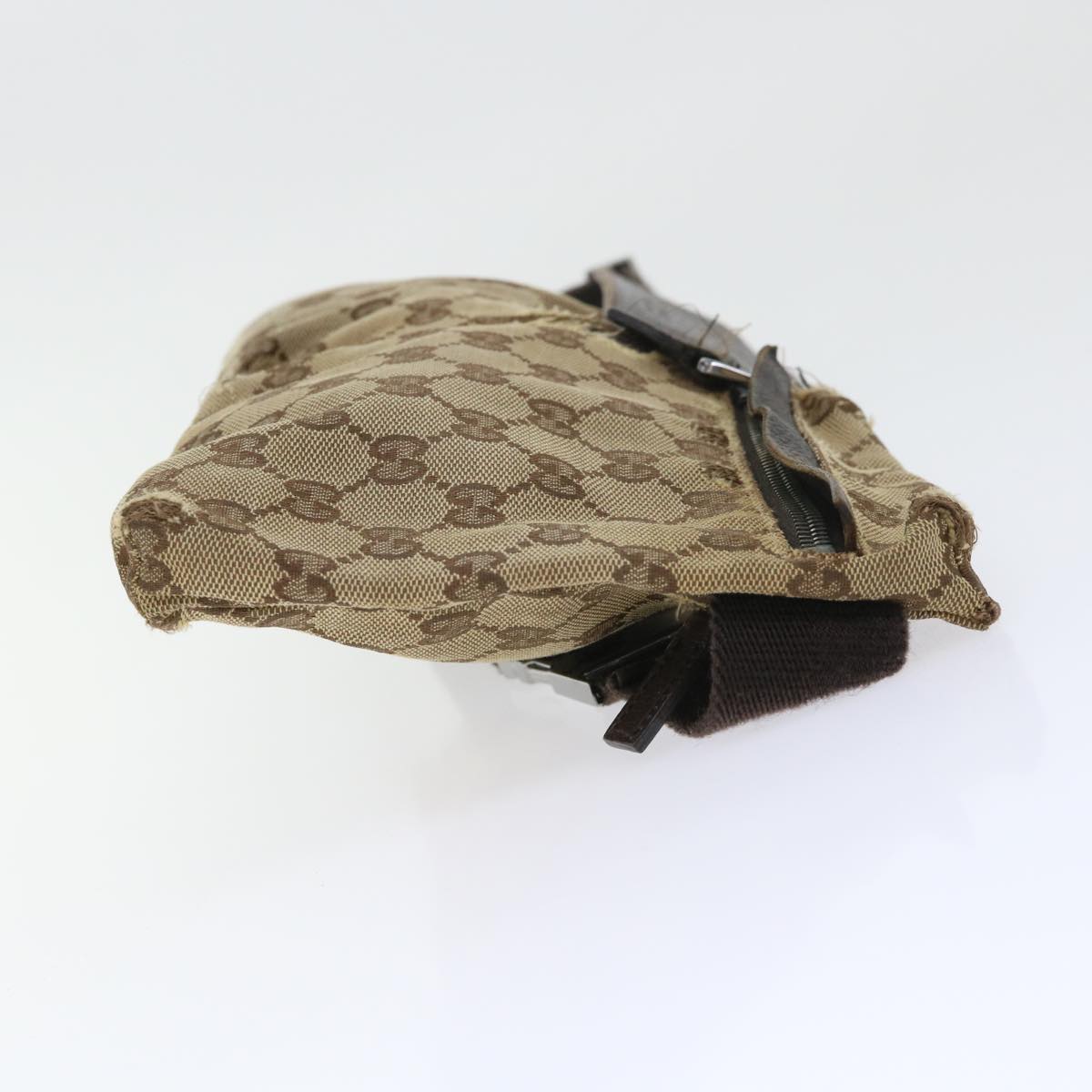 GUCCI GG Canvas Waist bag Beige 28566 ti1246