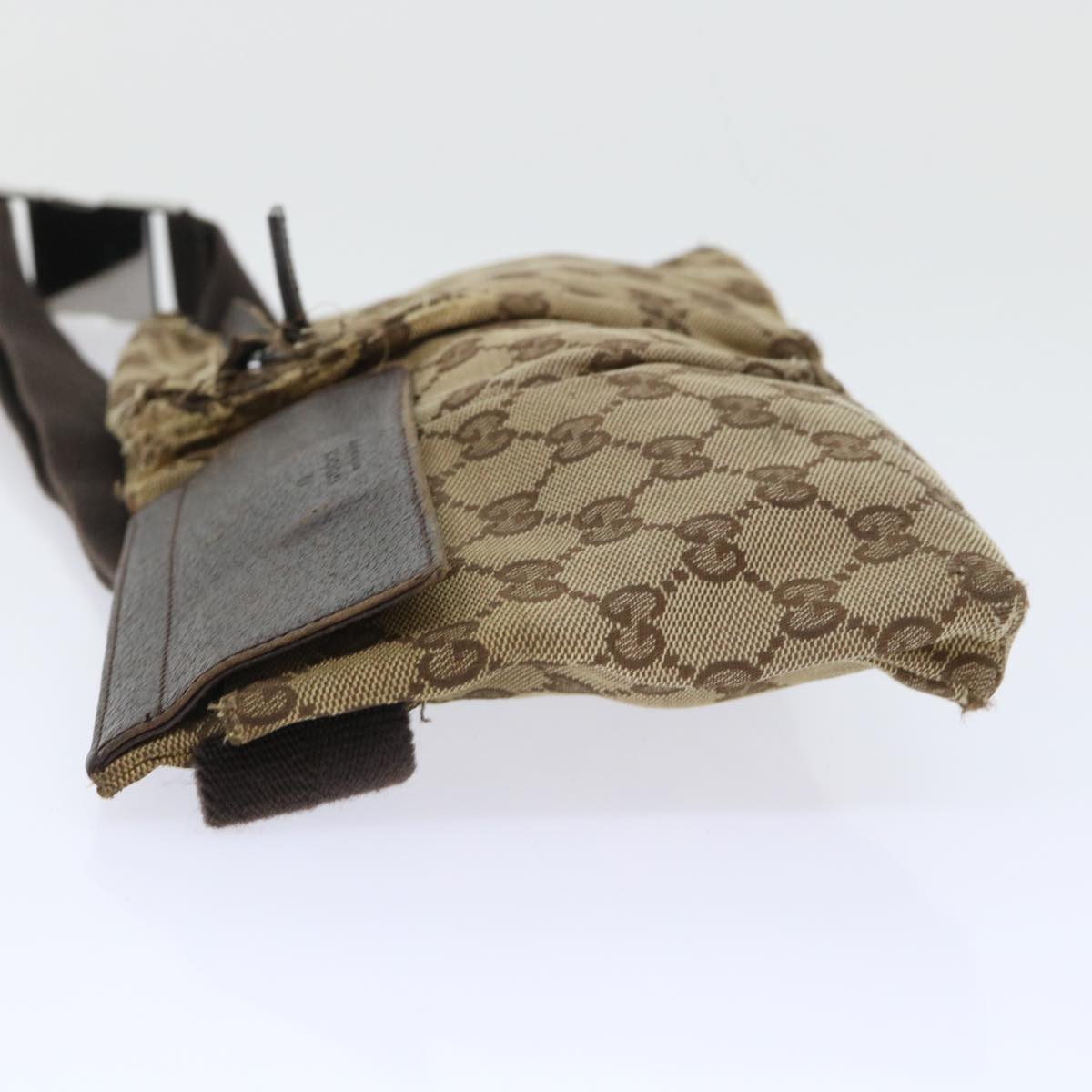 GUCCI GG Canvas Waist bag Beige 28566 ti1246