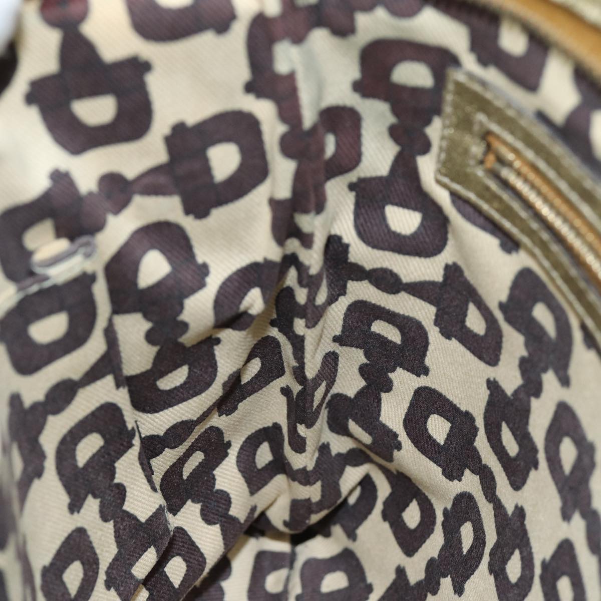 GUCCI GG Canvas Shoulder Bag Beige Gold ti1674