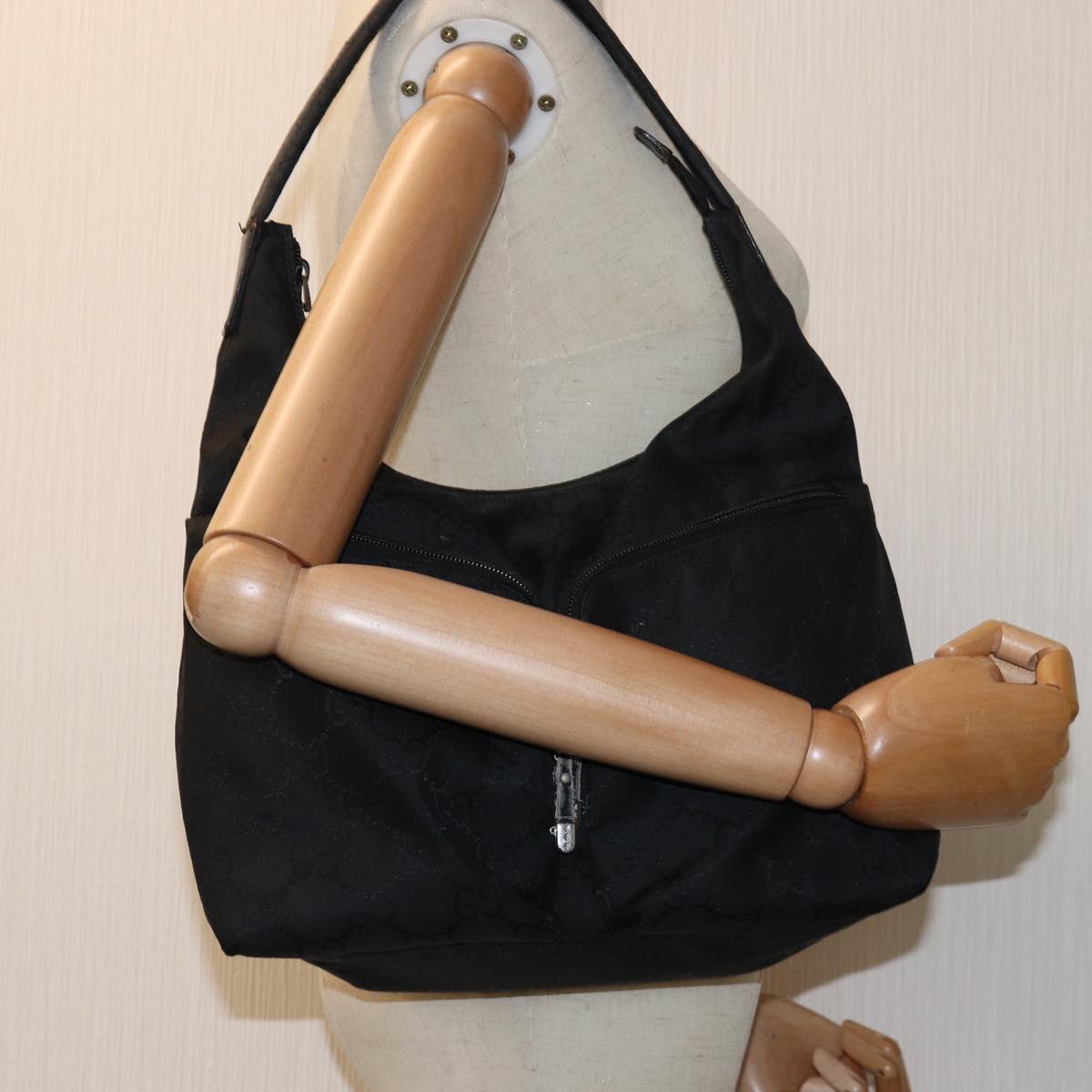 GUCCI GG Canvas Shoulder Bag Nylon Black ti1680