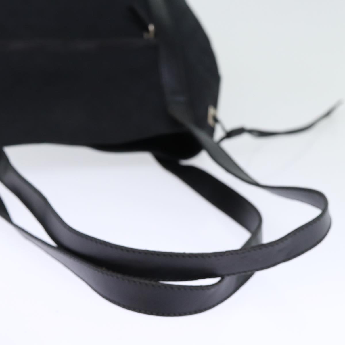 GUCCI GG Canvas Shoulder Bag Black ti1681