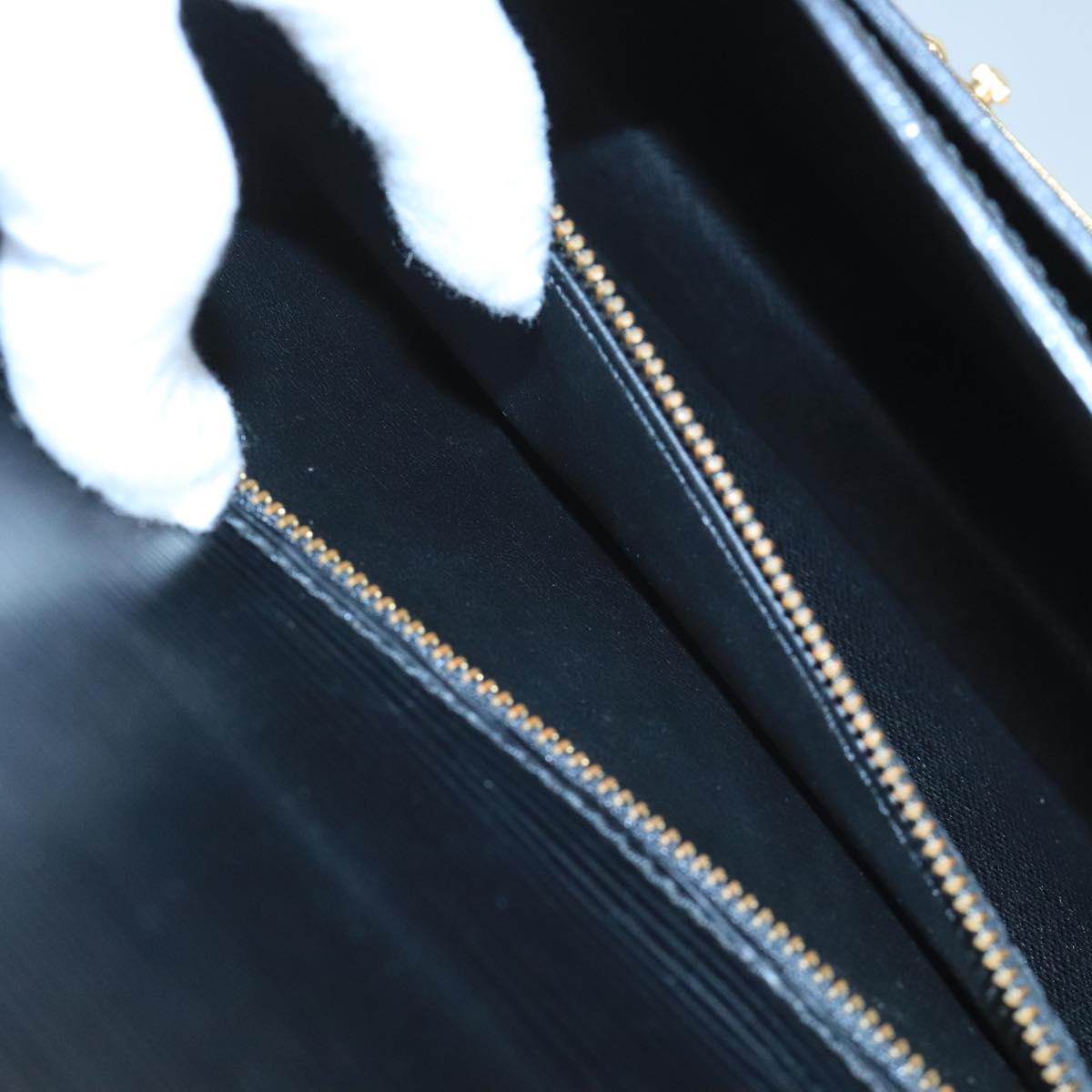 LOUIS VUITTON Epi Serie Dragonne Hand Bag Black Noir M52612 LV ti2612