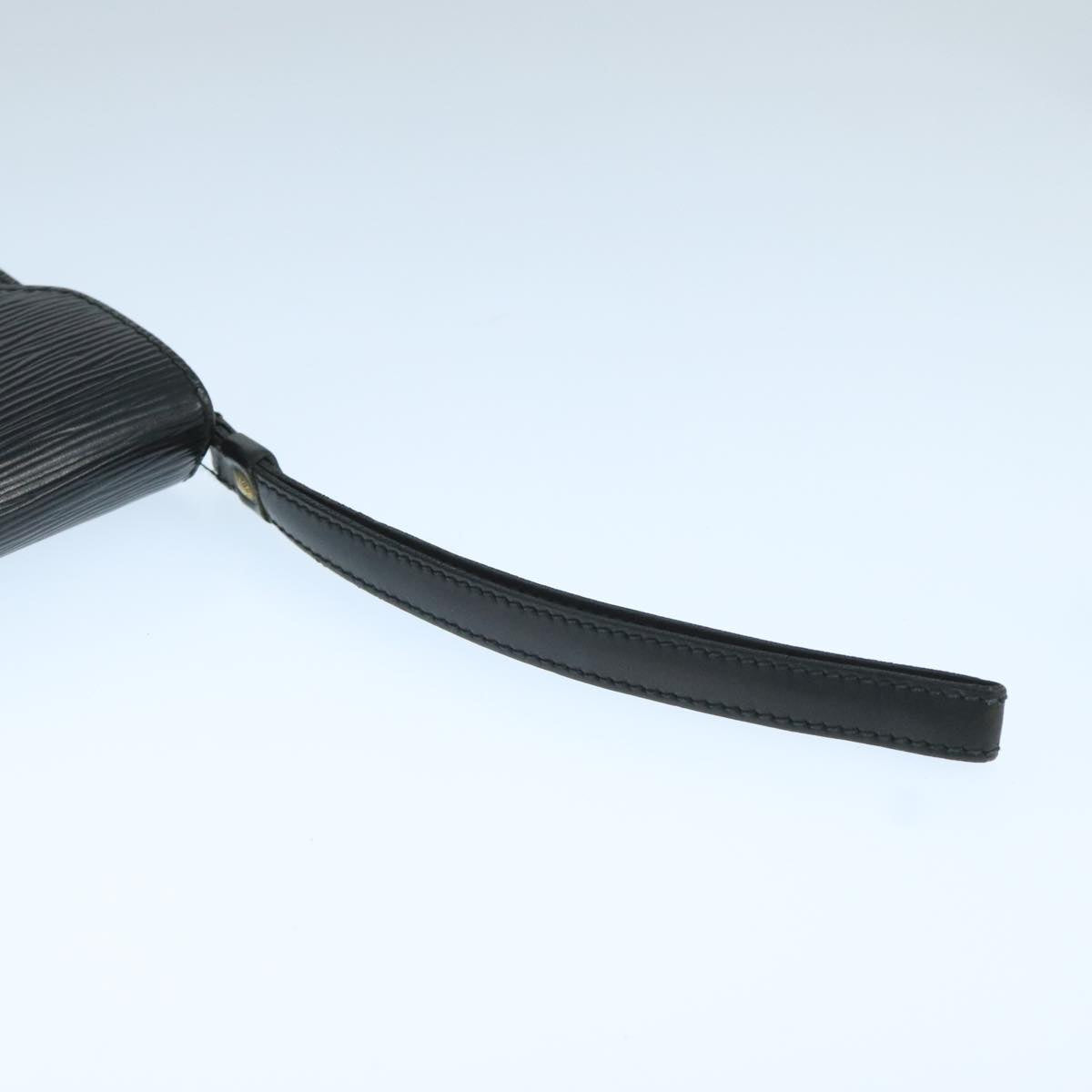 LOUIS VUITTON Epi Serie Dragonne Hand Bag Black Noir M52612 LV ti2612