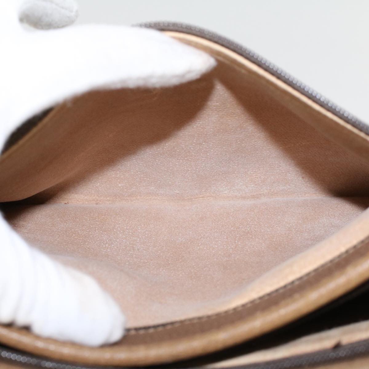 GUCCI GG Canvas Clutch Bag PVC Leather Beige 41.01.037 uy122