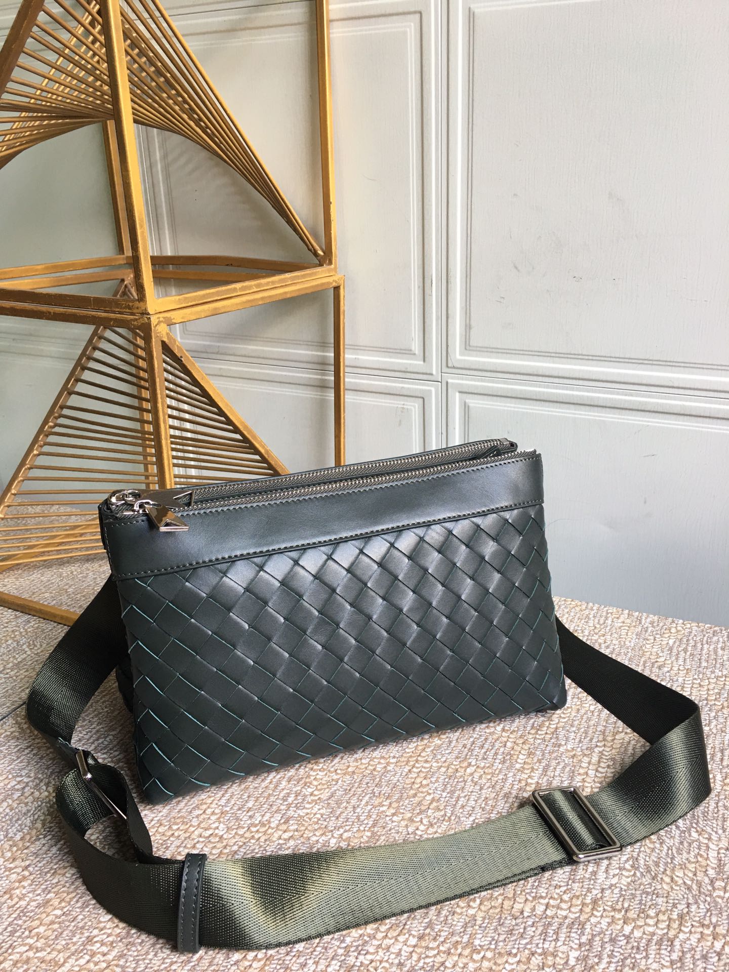 GLAMI Classic Intrecciato Green, For Women, WomenÃ¢â‚¬â„¢s Bags 10.2in/26cm