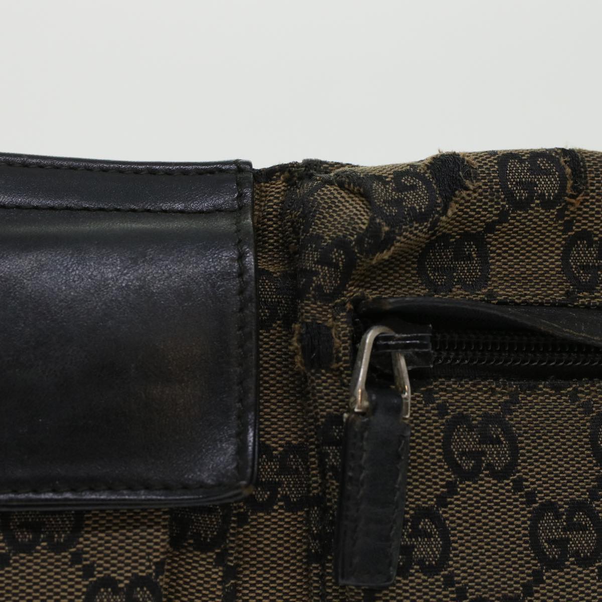 GUCCI GG Canvas Waist bag Brown 018•1621 200047 yb164