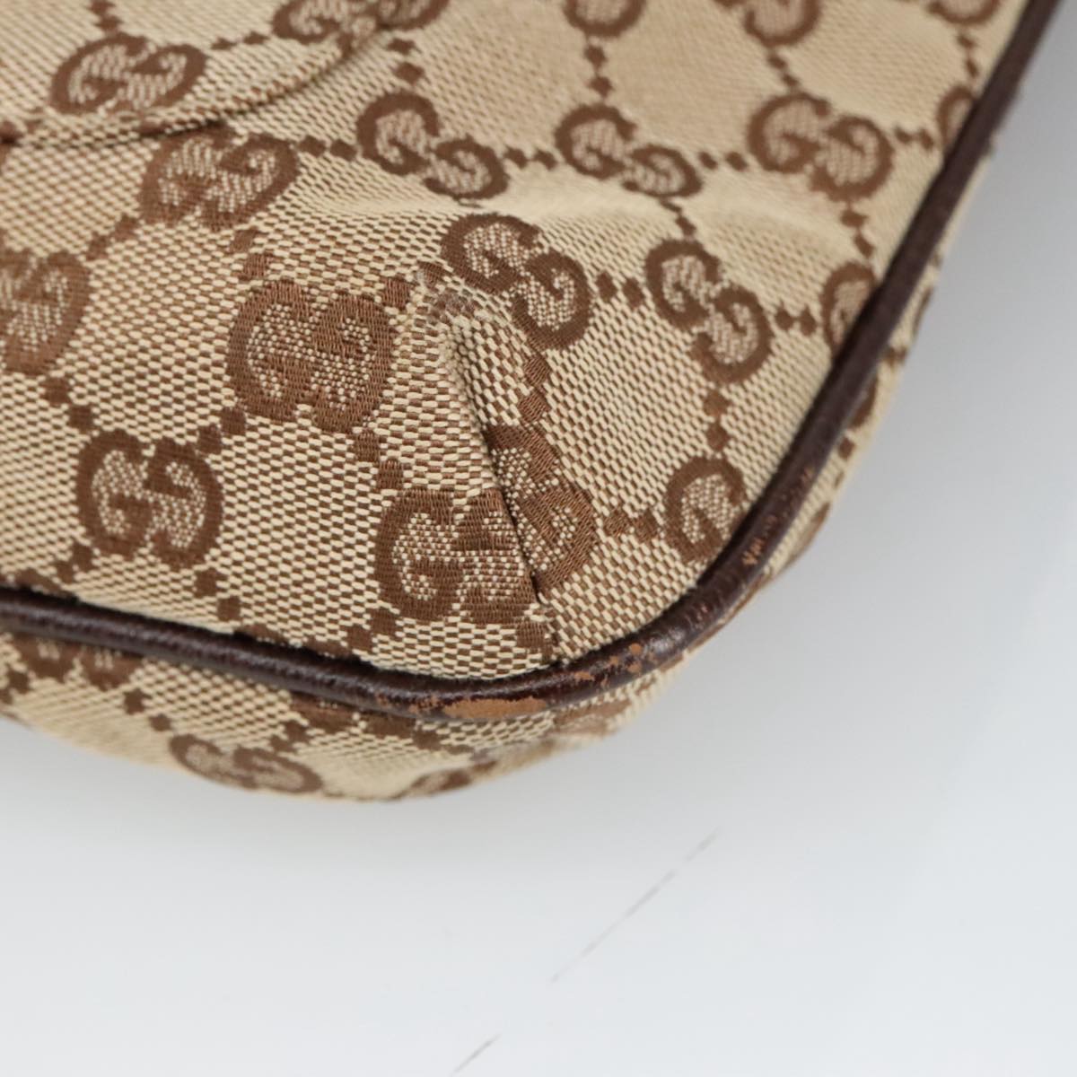 GUCCI GG Canvas Shoulder Bag Beige Silver 122793 yb709