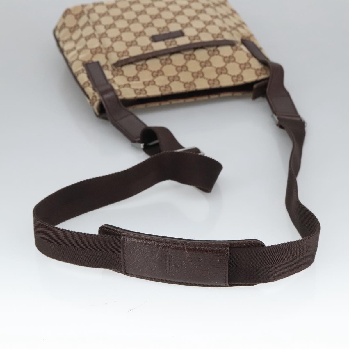 GUCCI GG Canvas Shoulder Bag Beige Silver 122793 yb709