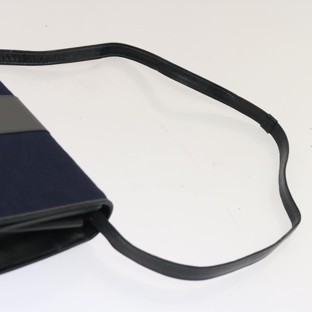 GUCCI GG Canvas Shoulder Bag Navy Black yk11772