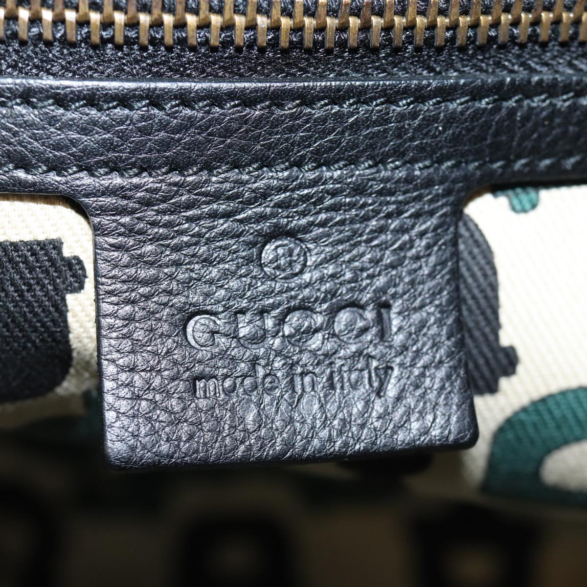 GUCCI GG Canvas Fringe Guccissima Shoulder Bag Black 211963 yk12201A