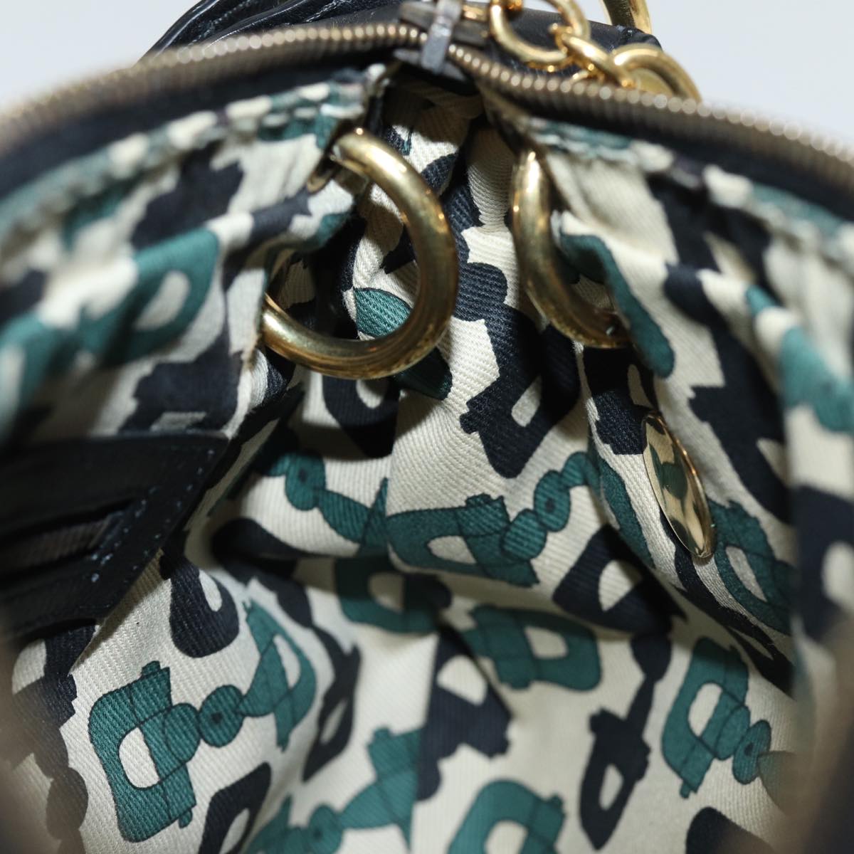 GUCCI GG Canvas Fringe Guccissima Shoulder Bag Black 211963 yk12201A