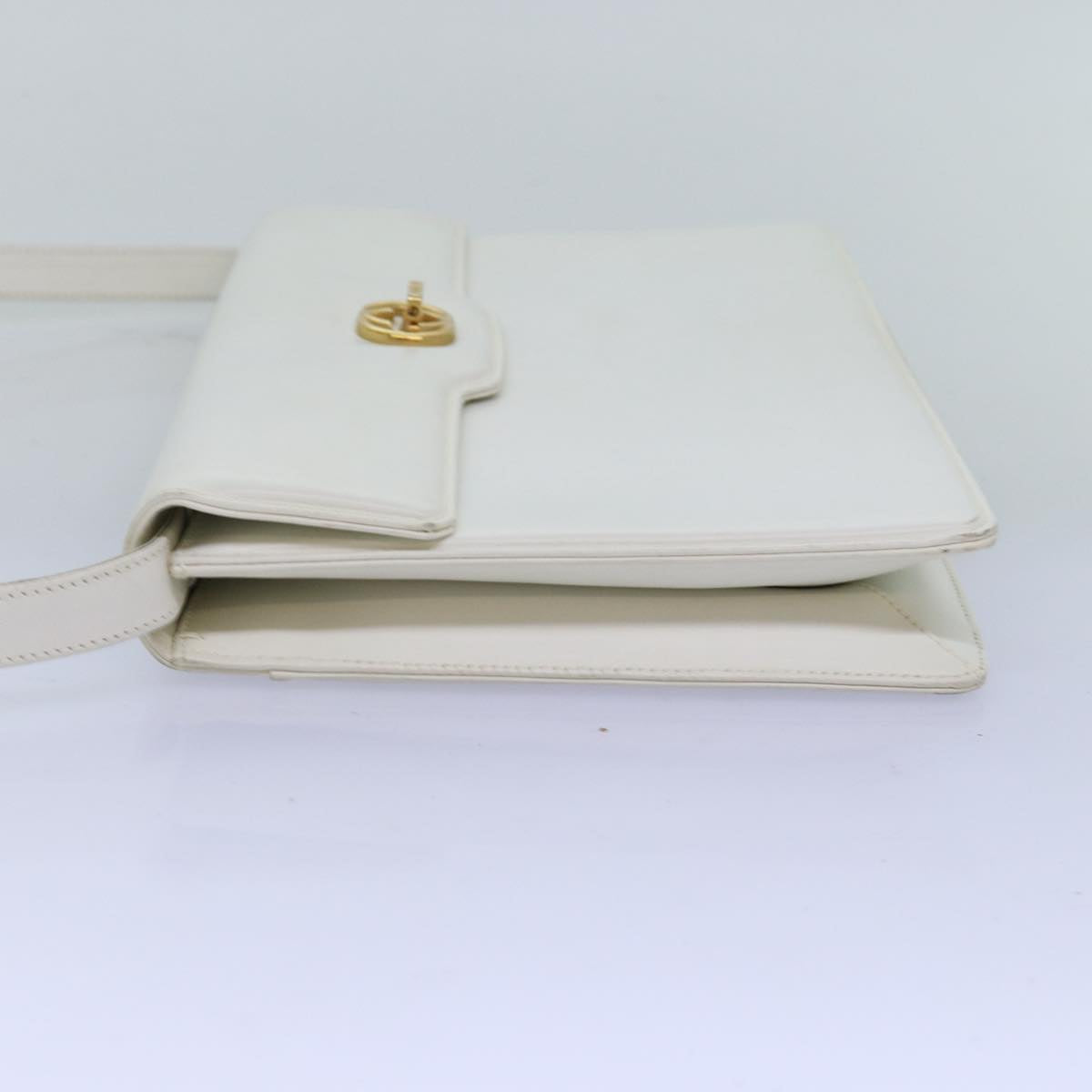 GUCCI Interlocking Shoulder Bag Leather White yk12575