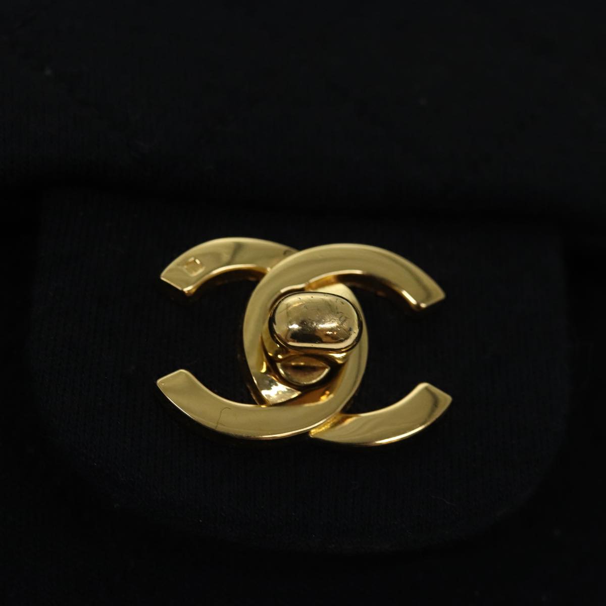 CHANEL Matelasse Turn Lock Chain Bag Cotton Vintage Black CC yk13023