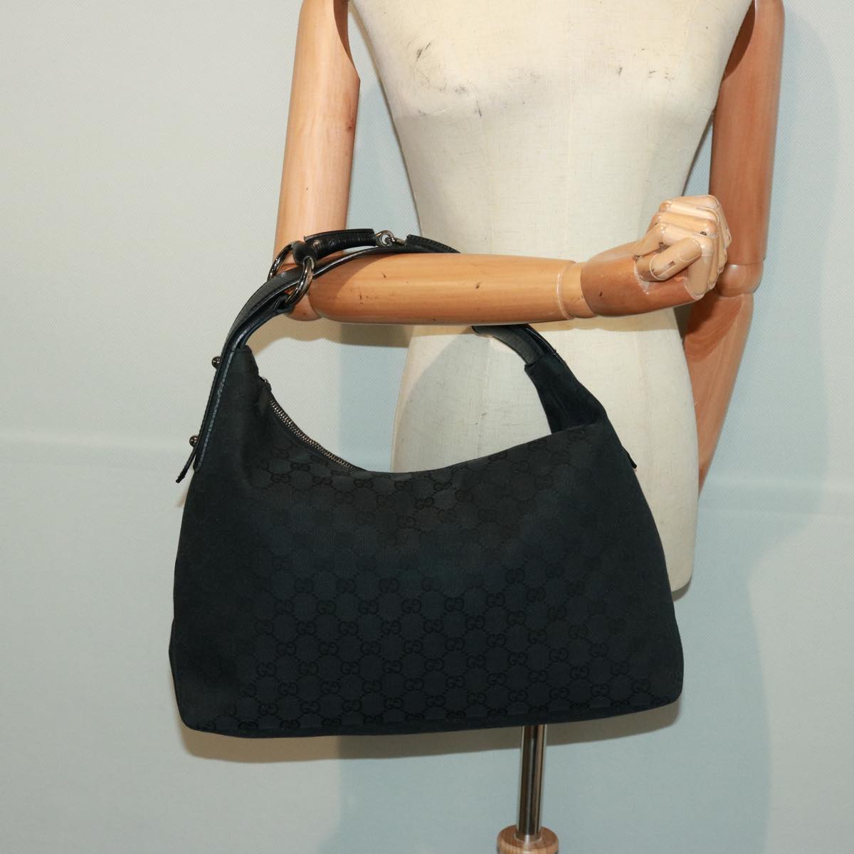 GUCCI GG Canvas Horsebit Shoulder Bag Black 115867 yk13263