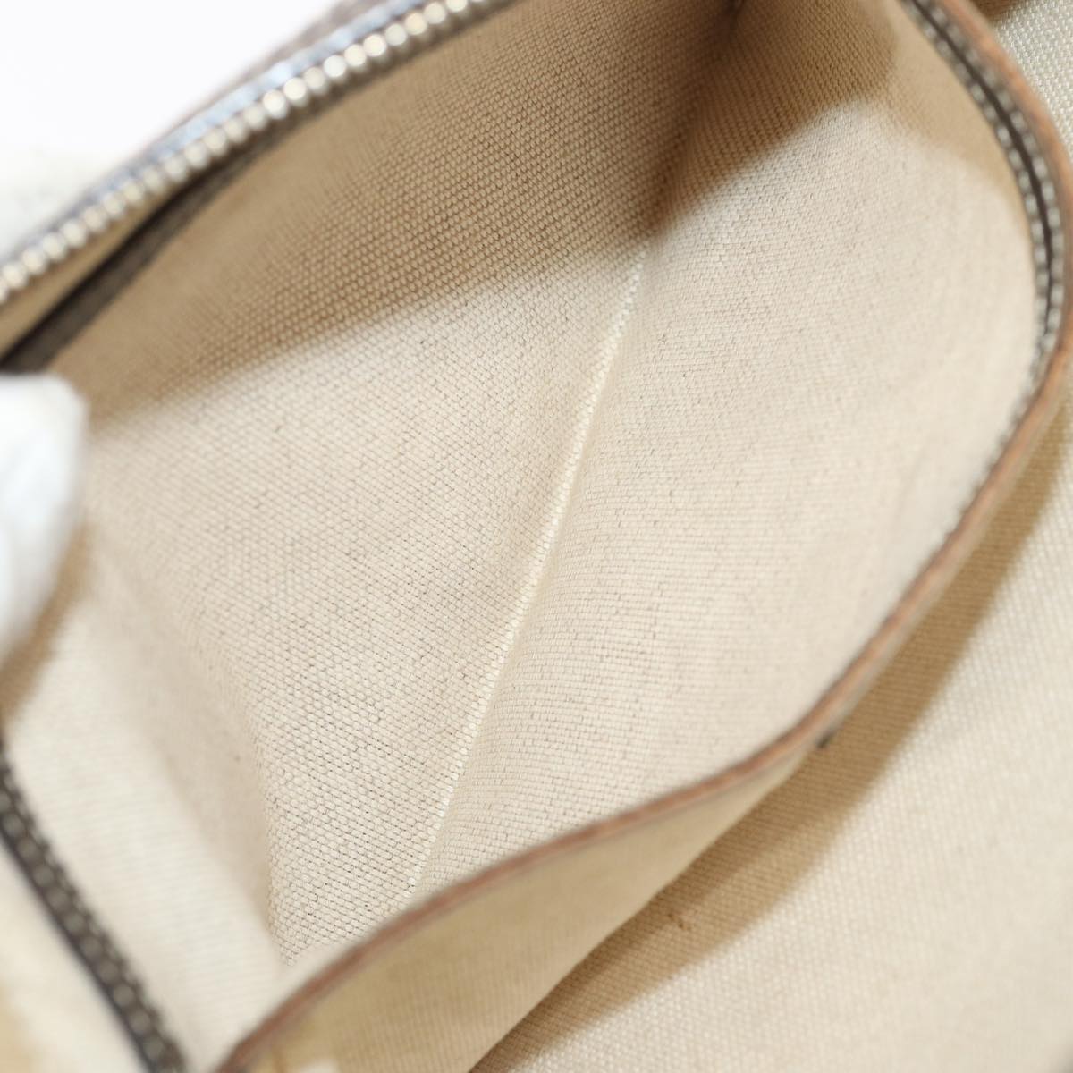 GUCCI GG Supreme Body Bag PVC Leather Beige yk13302