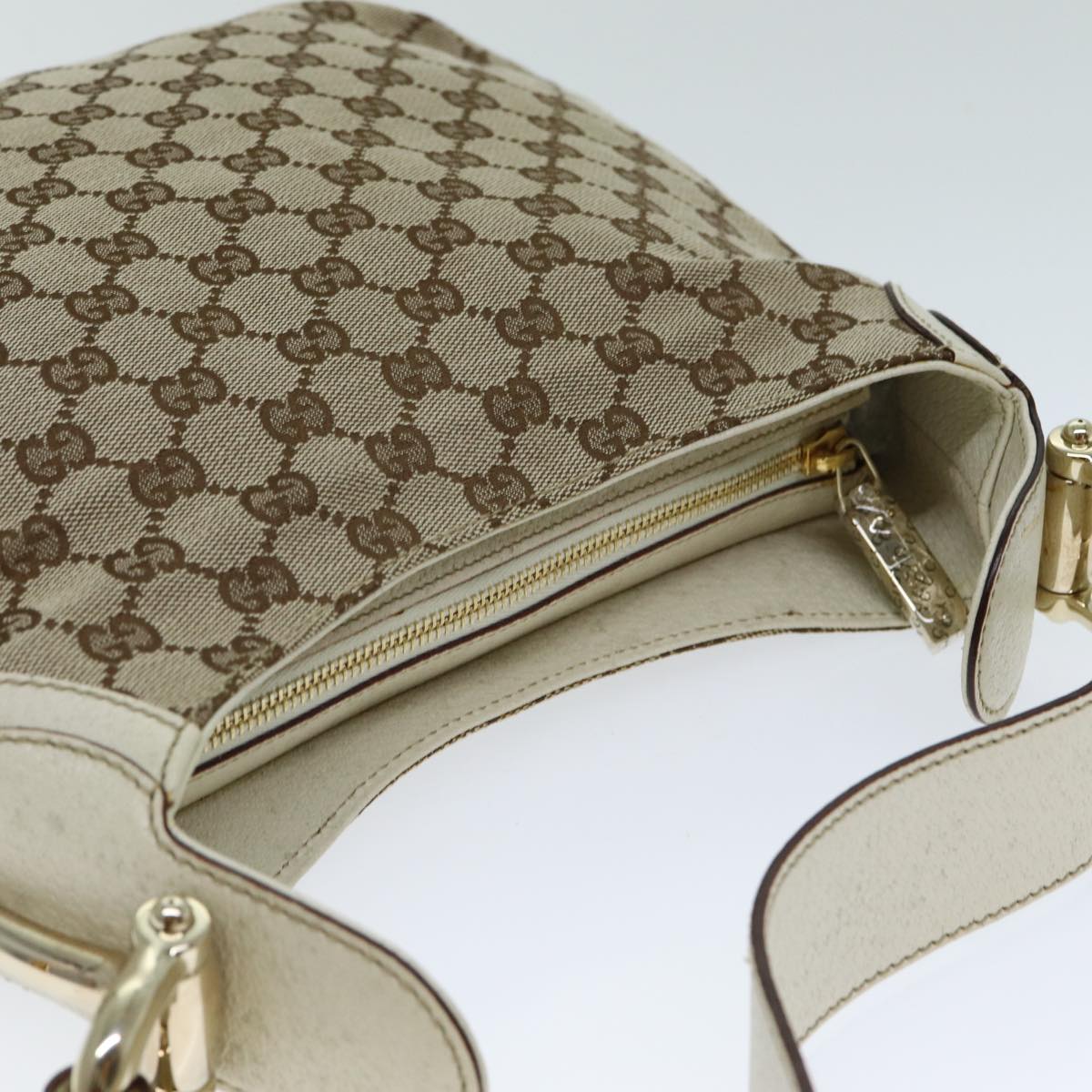 GUCCI GG Canvas Horsebit Shoulder Bag Beige yk13500